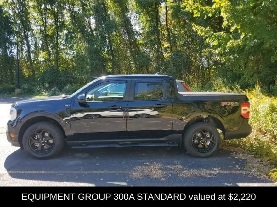 2024 Ford Maverick XLT photo 1