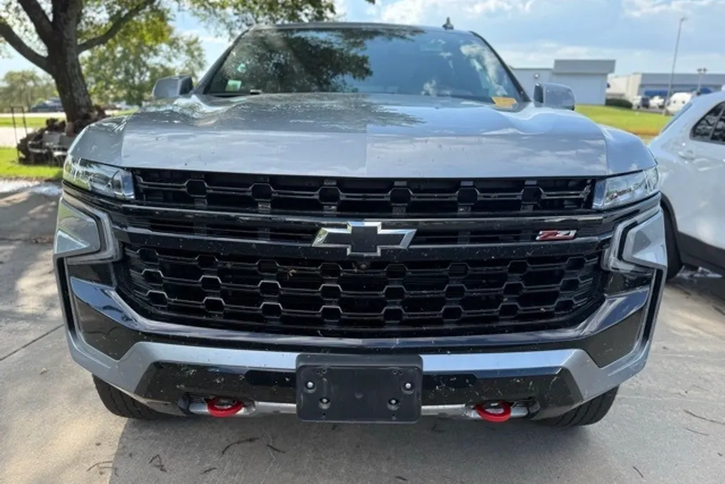 2023 Chevrolet Tahoe Z71 photo 1