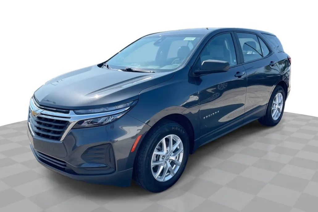 2022 Chevrolet Equinox LS photo 1