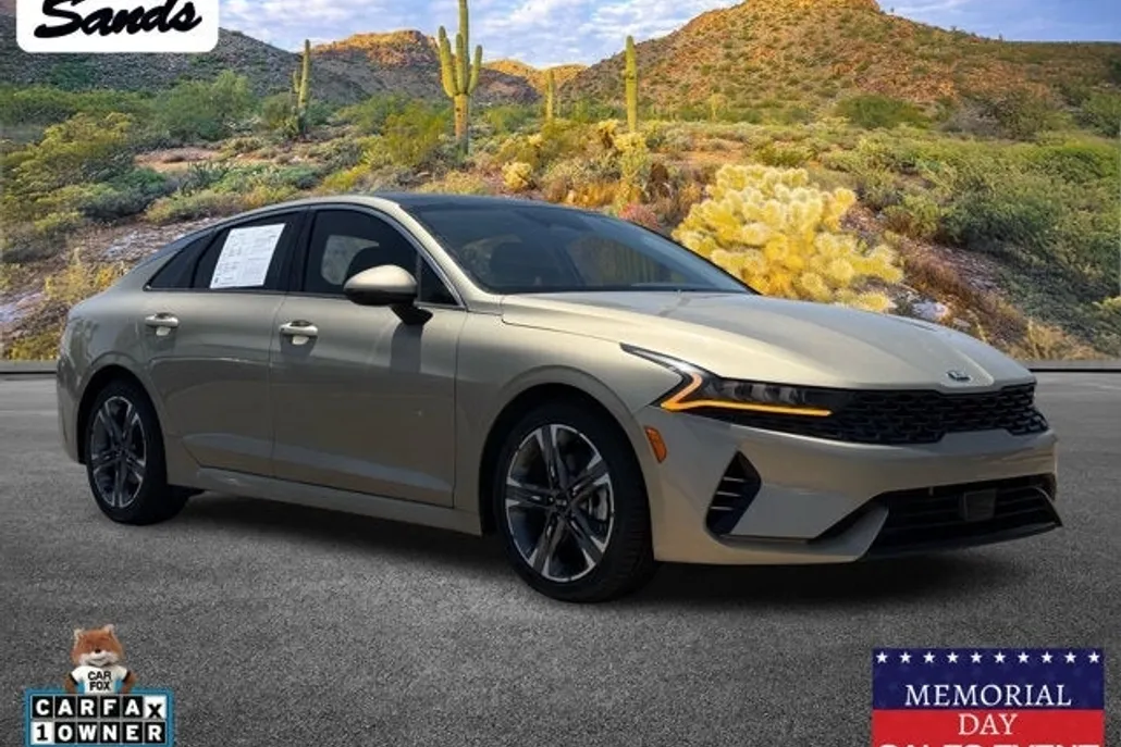 2021 Kia K5 EX photo 1