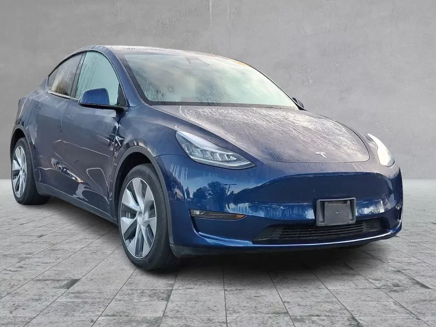 2022 Tesla Model Y Long Range photo 1
