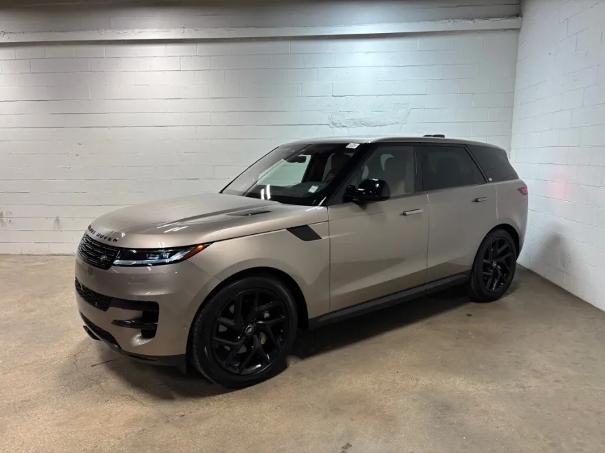 2023 Land Rover Range Rover Sport SE photo 1