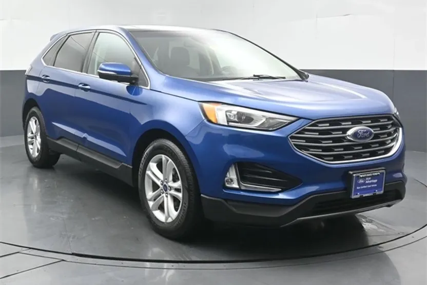 2020 Ford Edge SEL photo 1