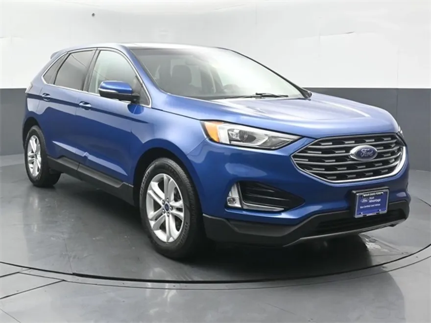 2020 Ford Edge SEL photo 1