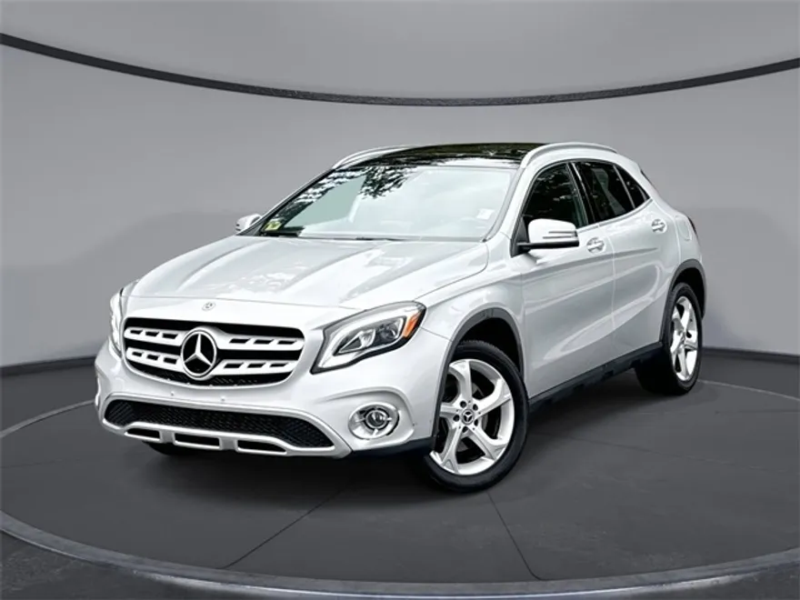 2018 Mercedes Benz GLA 250 4MATIC photo 1