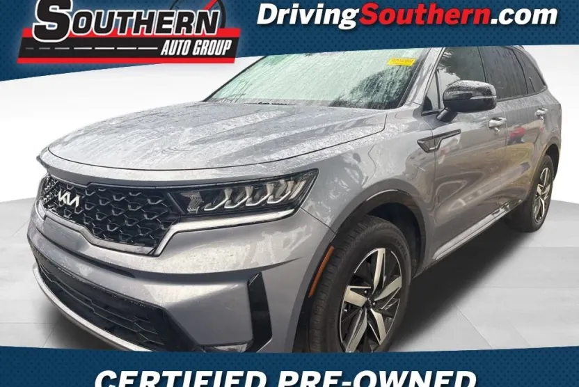 2023 Kia Sorento S photo 1