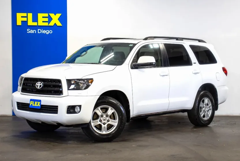 2014 Toyota Sequoia SR5 Sport photo 1
