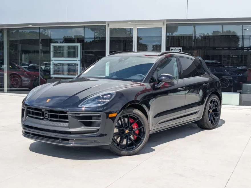 2025 Porsche Macan GTS photo 1