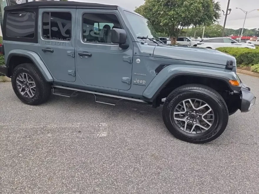 2024 Jeep Wrangler Sahara photo 1