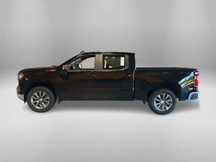 2025 Chevrolet Silverado 1500 LT photo 1