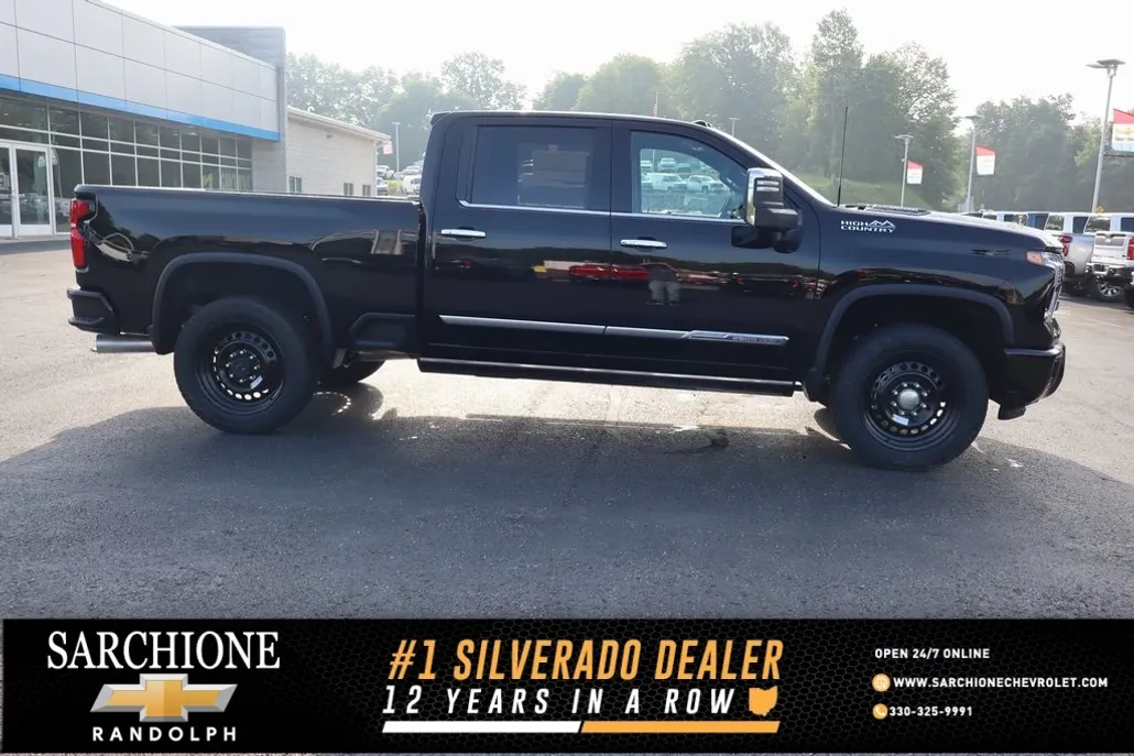 2025 Chevrolet Silverado 2500HD High Country photo 1