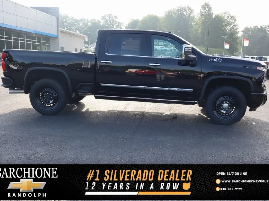 2025 Chevrolet Silverado 2500HD High Country photo 1