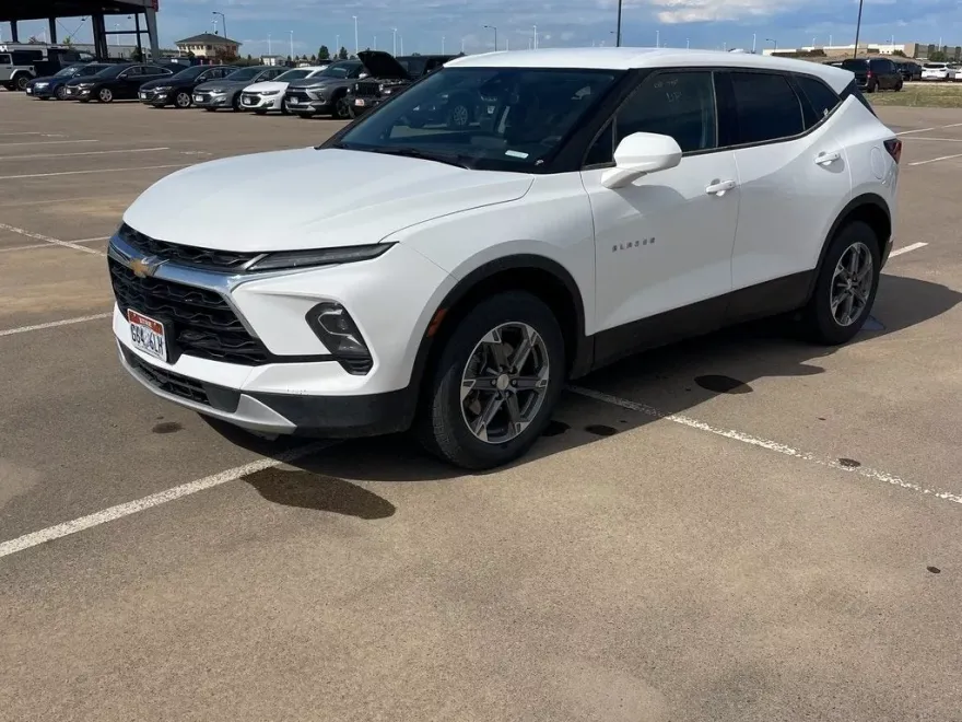 2023 Chevrolet Blazer 2LT photo 1