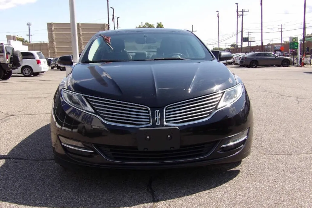 2014 Lincoln MKZ photo 1