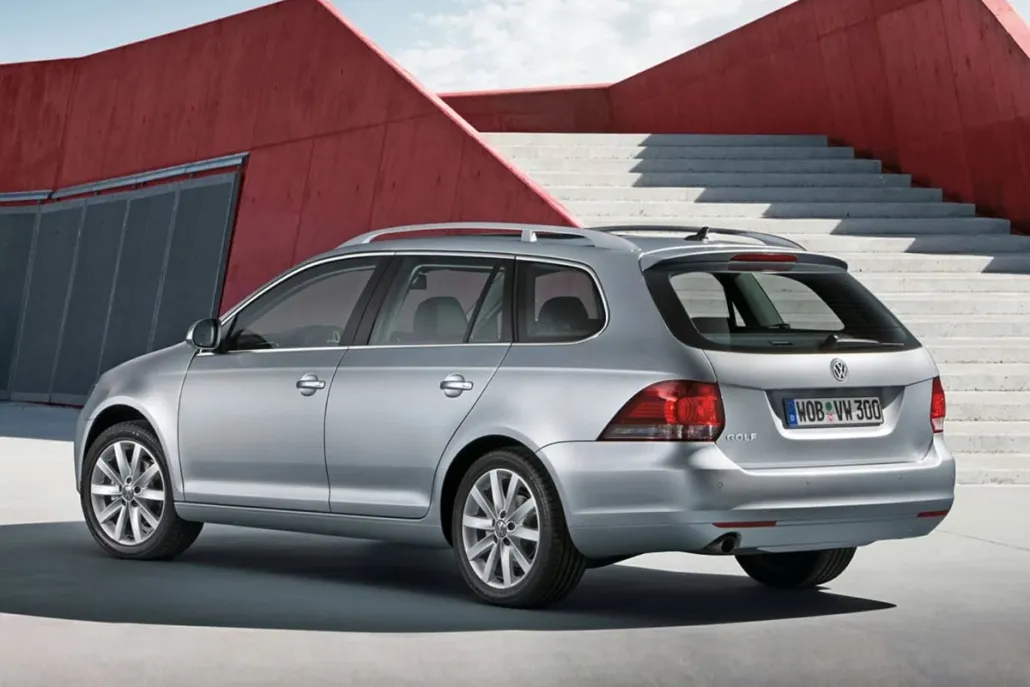 2014 Volkswagen Jetta SportWagen S photo 1