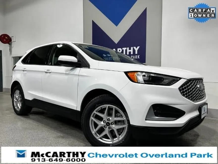 2024 Ford Edge SEL photo 1