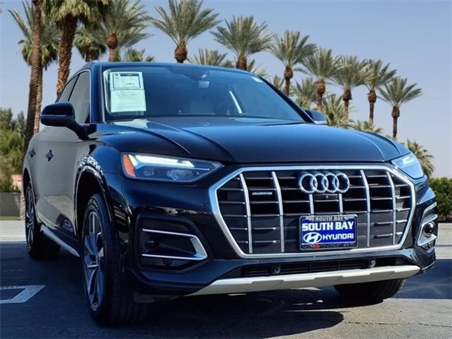 2021 Audi Q5 45 Premium Plus photo 1