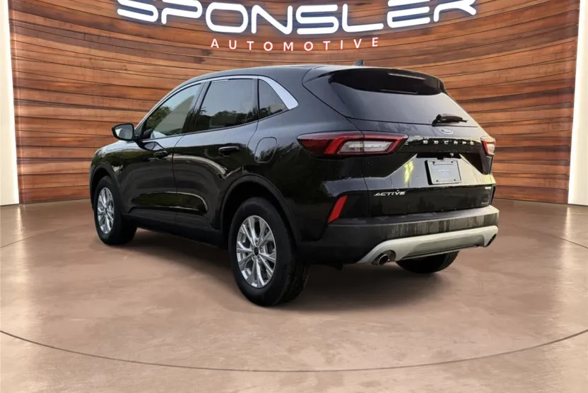 2023 Ford Escape Active photo 1