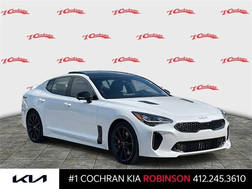 2022 Kia Stinger GT2 photo 1