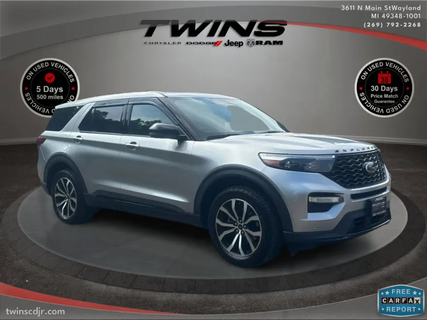 2021 Ford Explorer ST photo 1