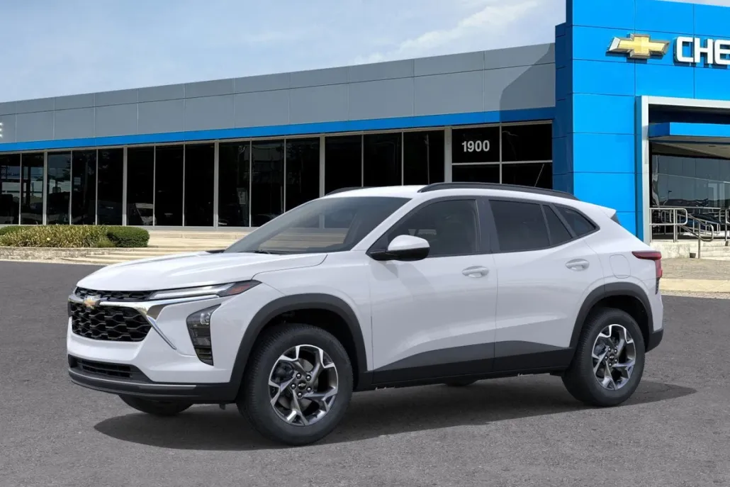 2026 Chevrolet Trax LT photo 1