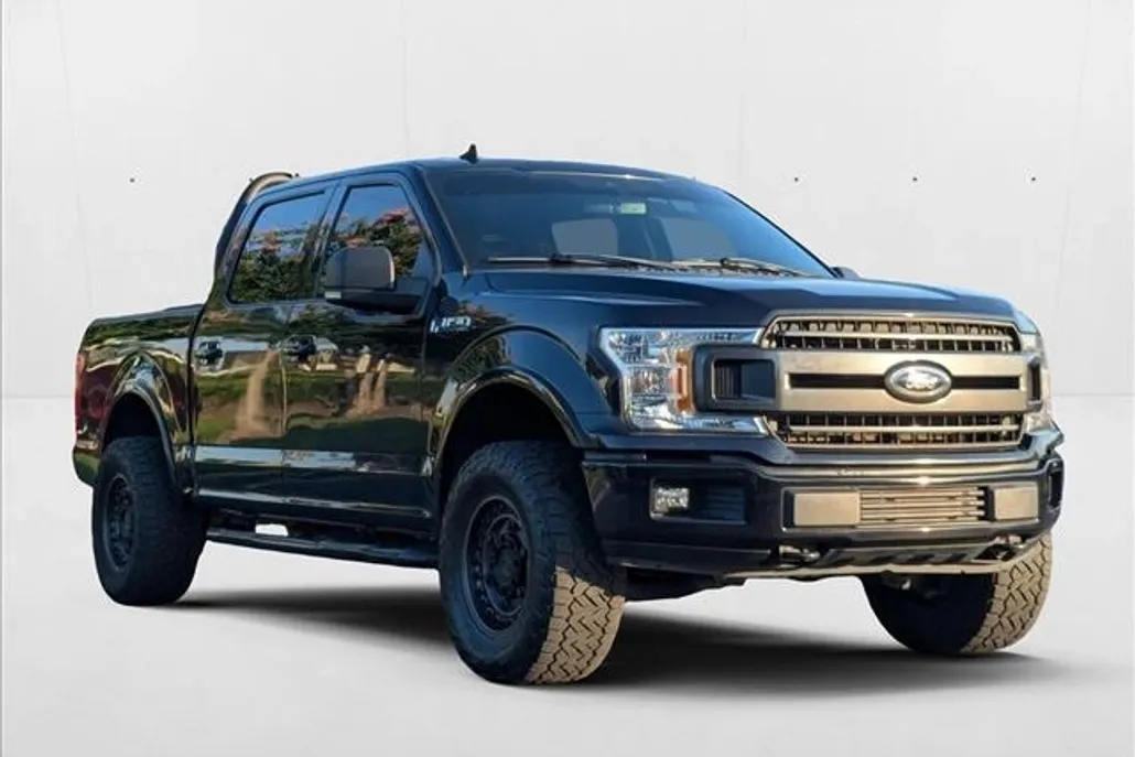 2020 Ford F-150 XLT photo 1