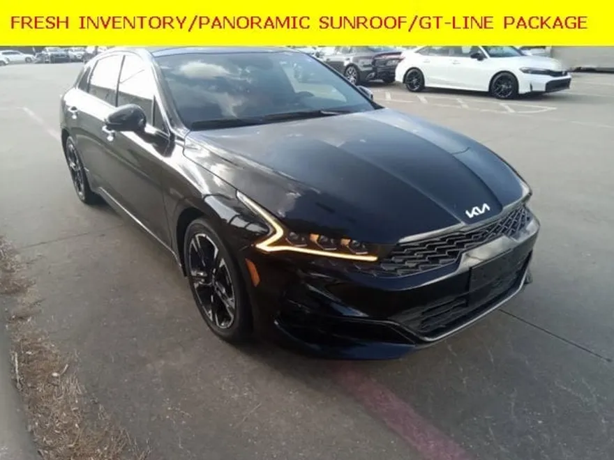 2024 Kia K5 GT-Line photo 1
