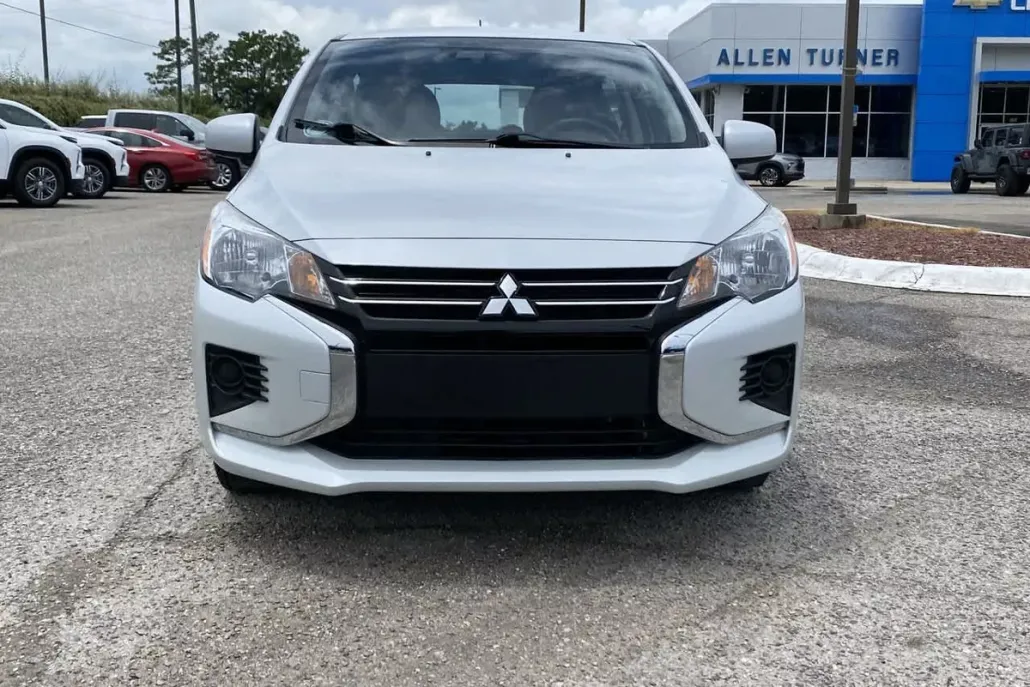 2024 Mitsubishi Mirage ES photo 1