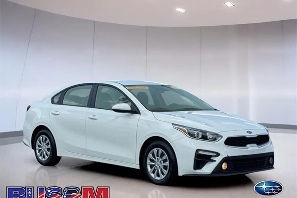2020 Kia Forte FE photo 1