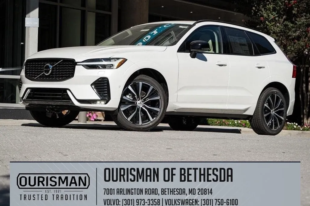 2025 Volvo XC60 B5 Plus photo 1