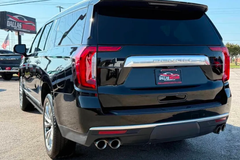 2022 Gmc Yukon XL Denali photo 1