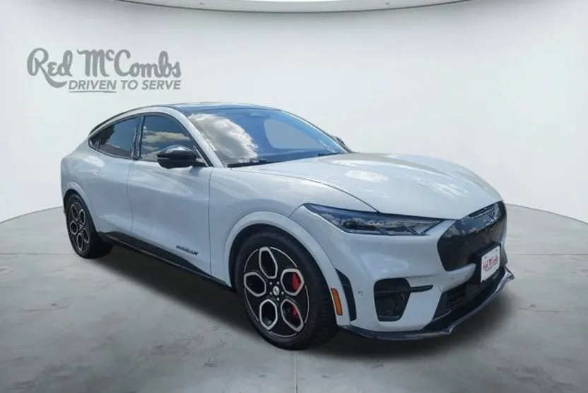 2023 Ford Mustang Mach-E GT photo 1
