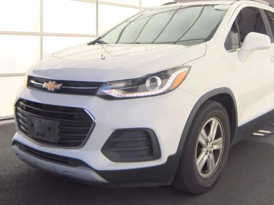 2019 Chevrolet Trax LT photo 1