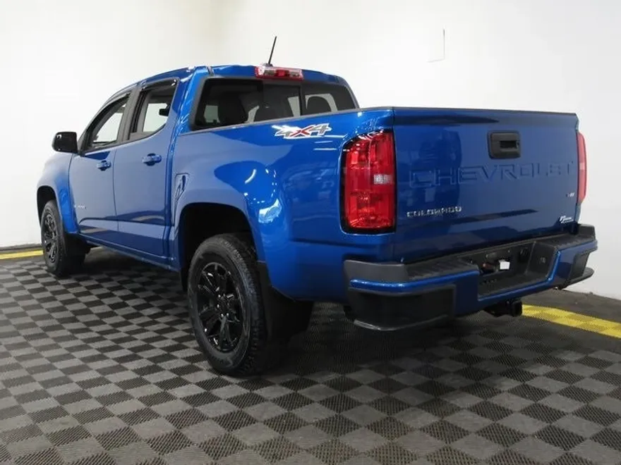 2022 Chevrolet Colorado LT photo 1
