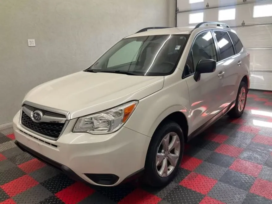 2016 Subaru Forester 2.5i Sport photo 1