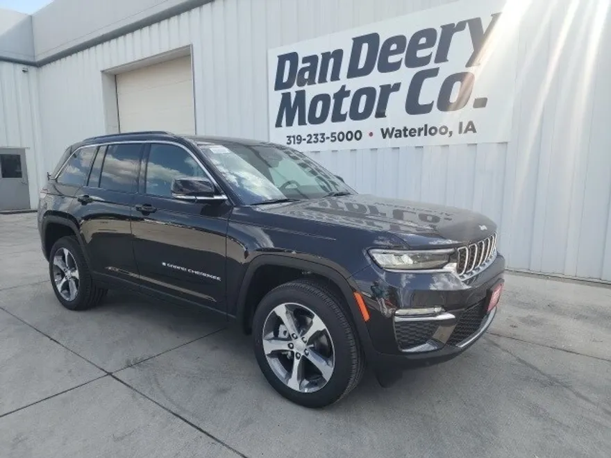 2025 Jeep Grand Cherokee Limited photo 1