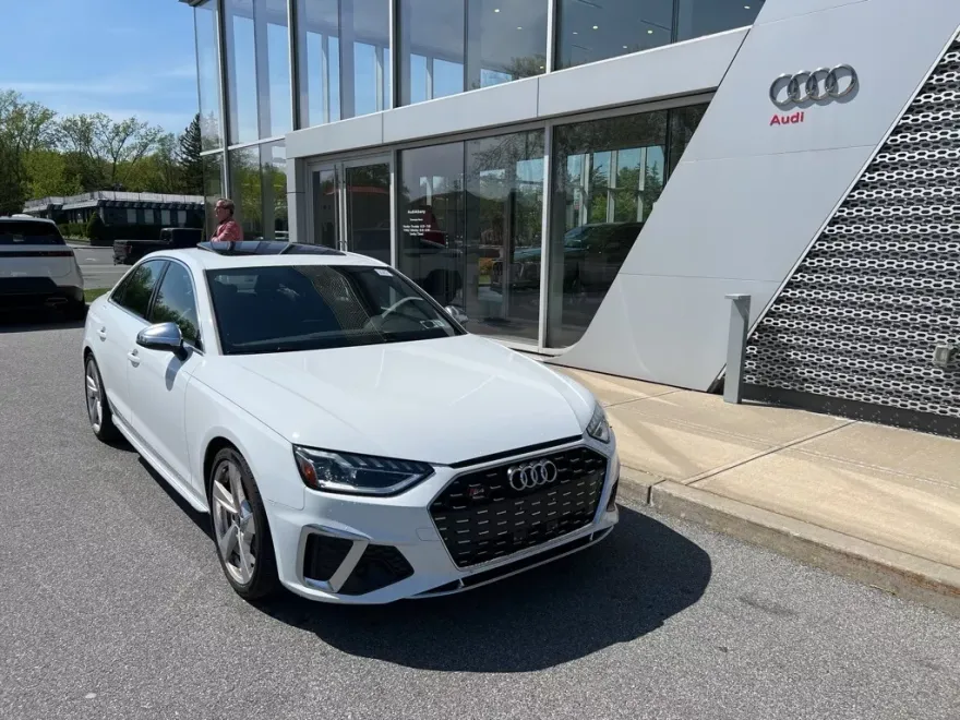 2024 Audi S4 Base Premium photo 1