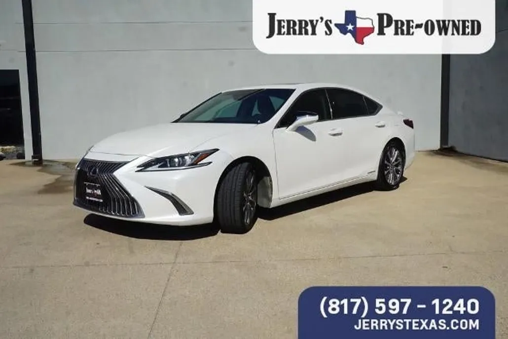 2021 Lexus ES 300h photo 1