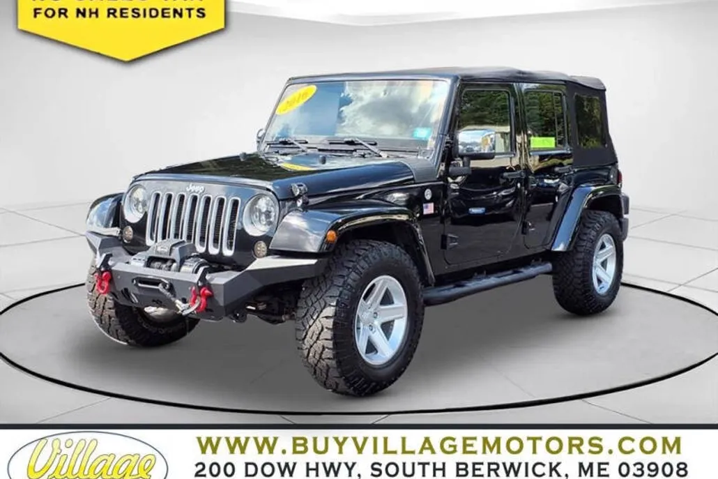 2016 Jeep Wrangler Unlimited Sahara photo 1