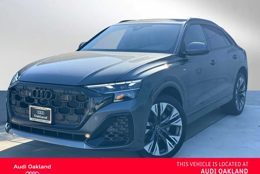 2025 Audi Q8 Premium Plus photo 1