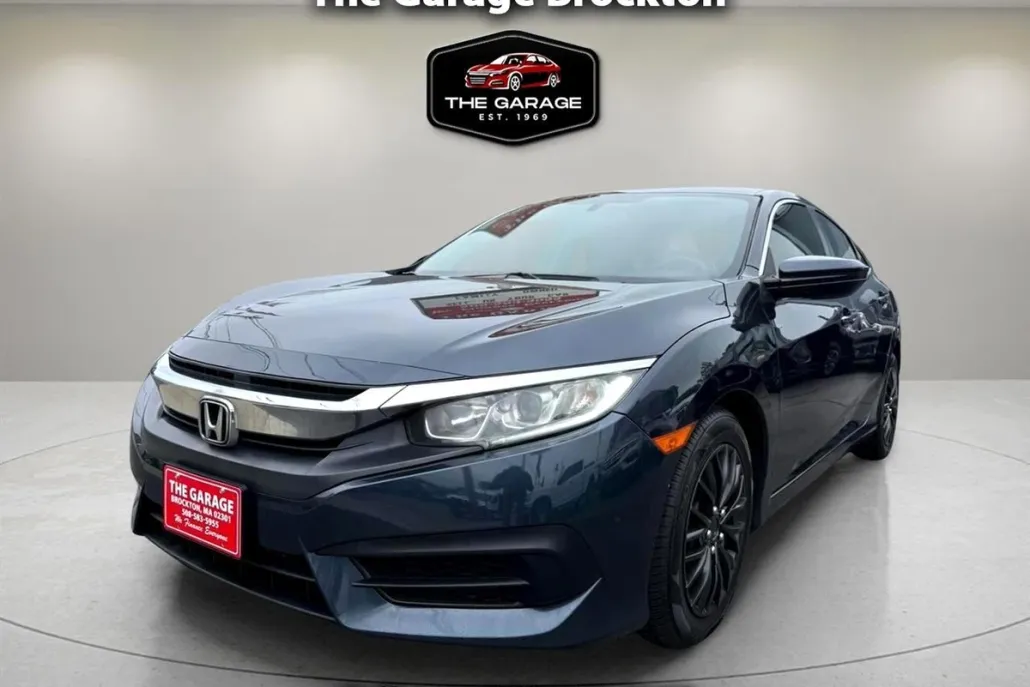2018 Honda Civic LX photo 1