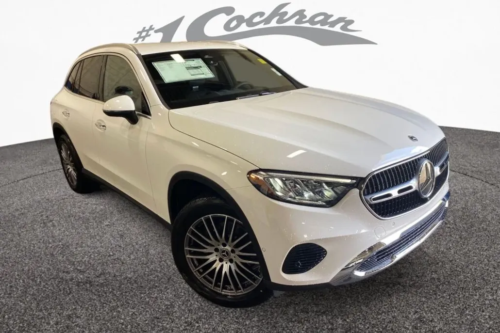 2025 Mercedes Benz GLC 300 4MATIC photo 1