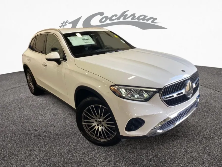2025 Mercedes Benz GLC 300 4MATIC photo 1