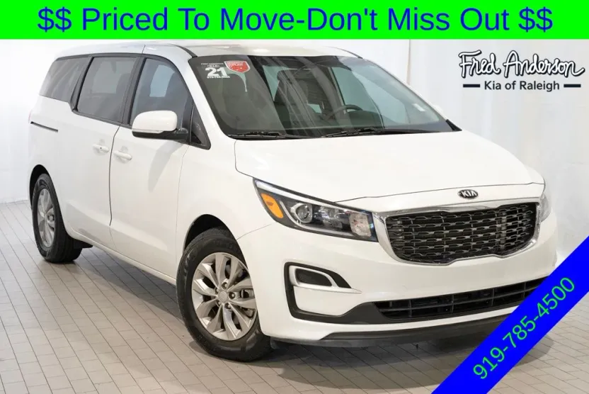 2021 Kia Sedona LX photo 1