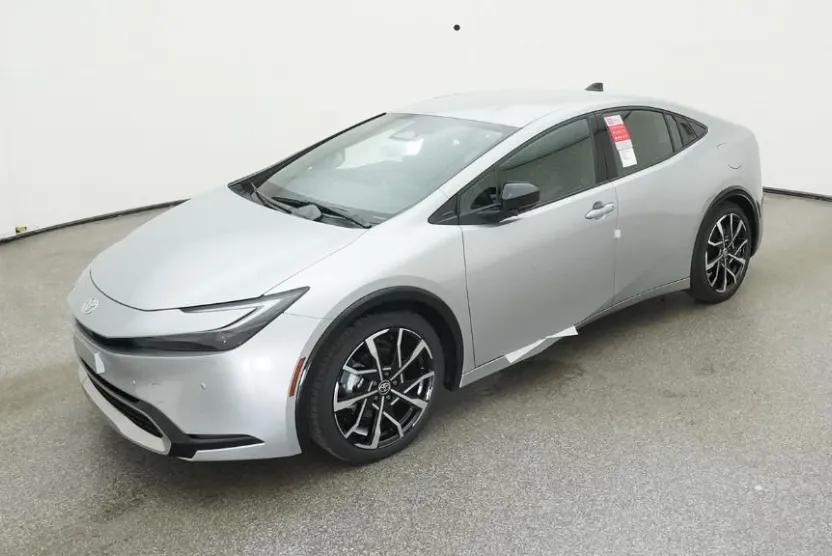 2026 Toyota Prius XSE Plug-in Hybrid photo 1
