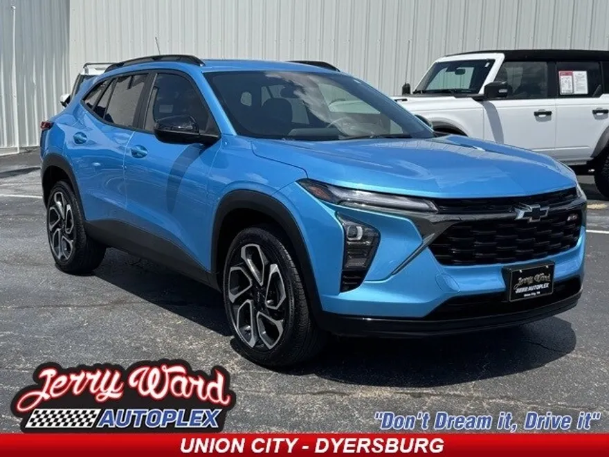 2025 Chevrolet Trax photo 1