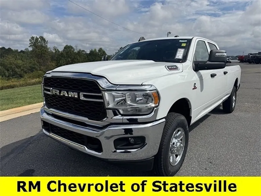 2023 Ram 3500 Tradesman photo 1