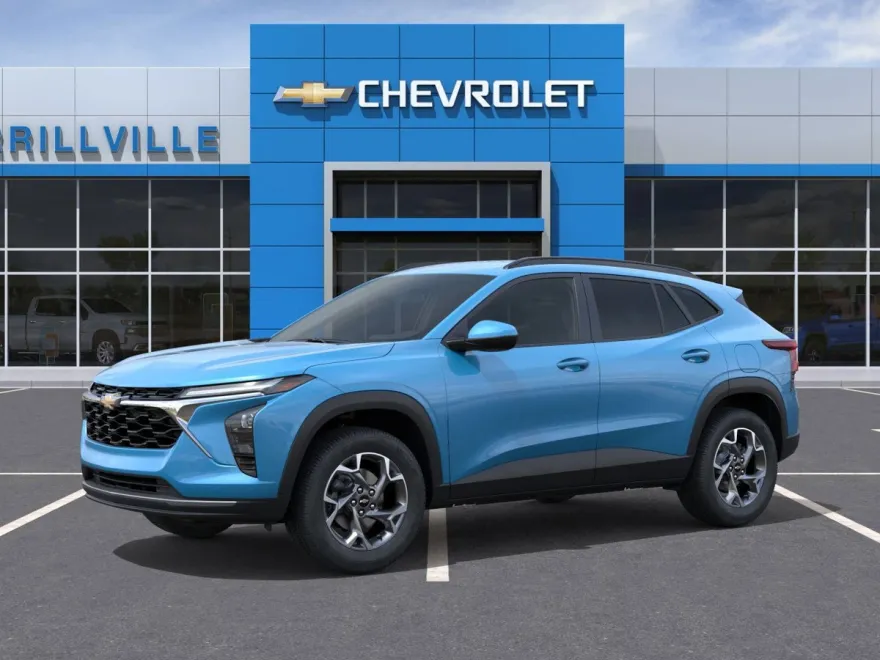 2026 Chevrolet Trax LT photo 1