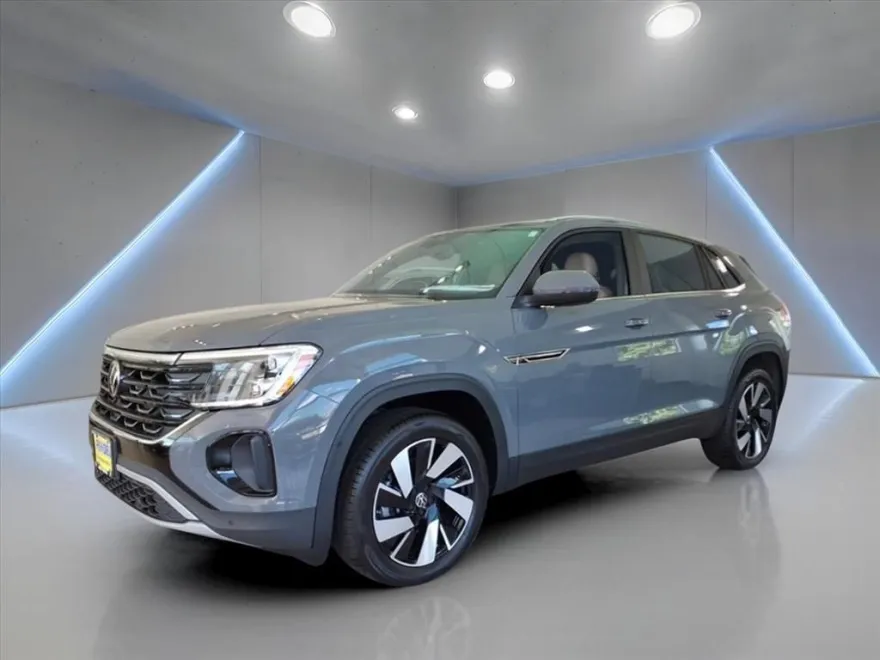 2025 Volkswagen Atlas Cross Sport SE Technology photo 1