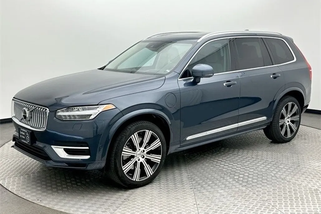 2022 Volvo XC90 Recharge T8 Inscription photo 1